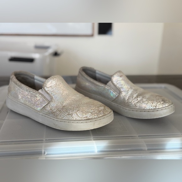 Vionic Gold Slip-On Flats - Picture 2 of 4